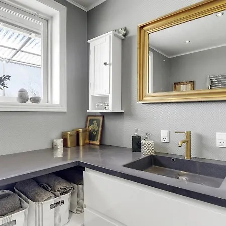 Semesterbostad Lovely Home In Gudhjem With Wifi Gudhjem