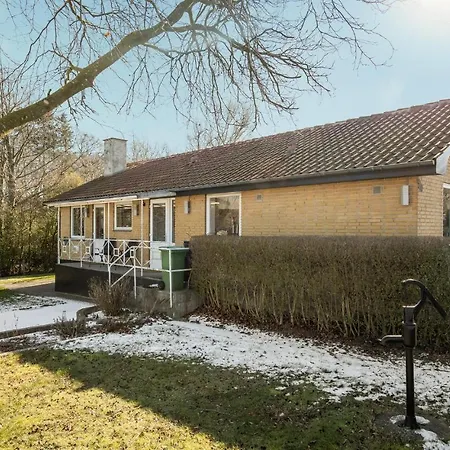 Lovely Home In Gudhjem With Wifi